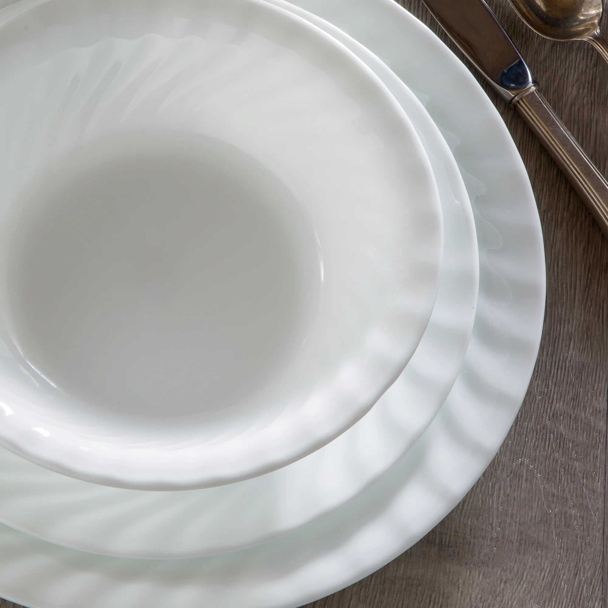 Corelle Modern Dinnerware Corelle? Enhancements 10.25 Glass Dinner Plate - Image 7