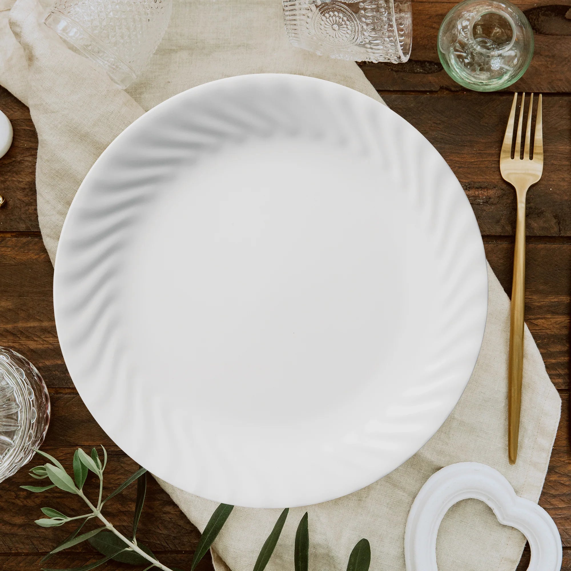 Corelle Modern Dinnerware Corelle? Enhancements 10.25 Glass Dinner Plate - Image 5